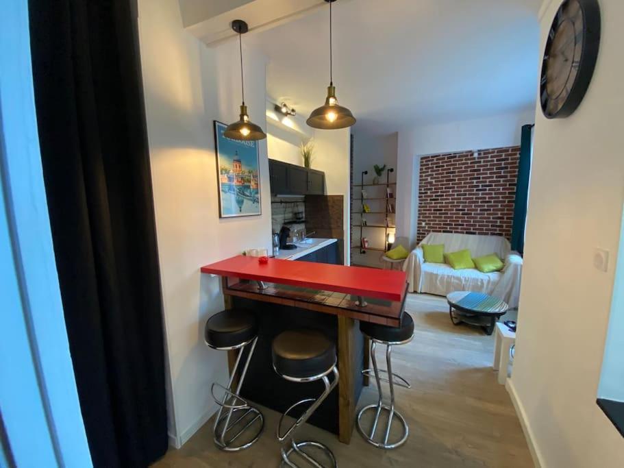 Le Nid D'Orient Entre Matabiau Et Capitole Parking Apartment Toulouse Exterior photo